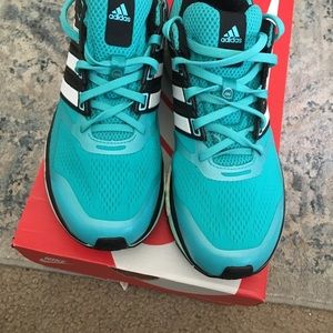 Womens adidas running shoes
